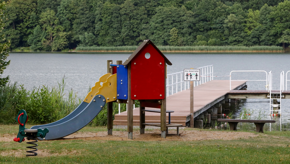 Freibad am Wockersee in Parchim - Spielplatz, © TMV/Gohlke Freibad am Wockersee in Parchim - Spielplatz, © TMV/Gohlke
