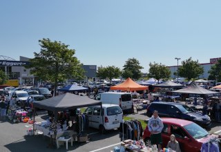 Flohmarkt, &copy; Hoffmeister