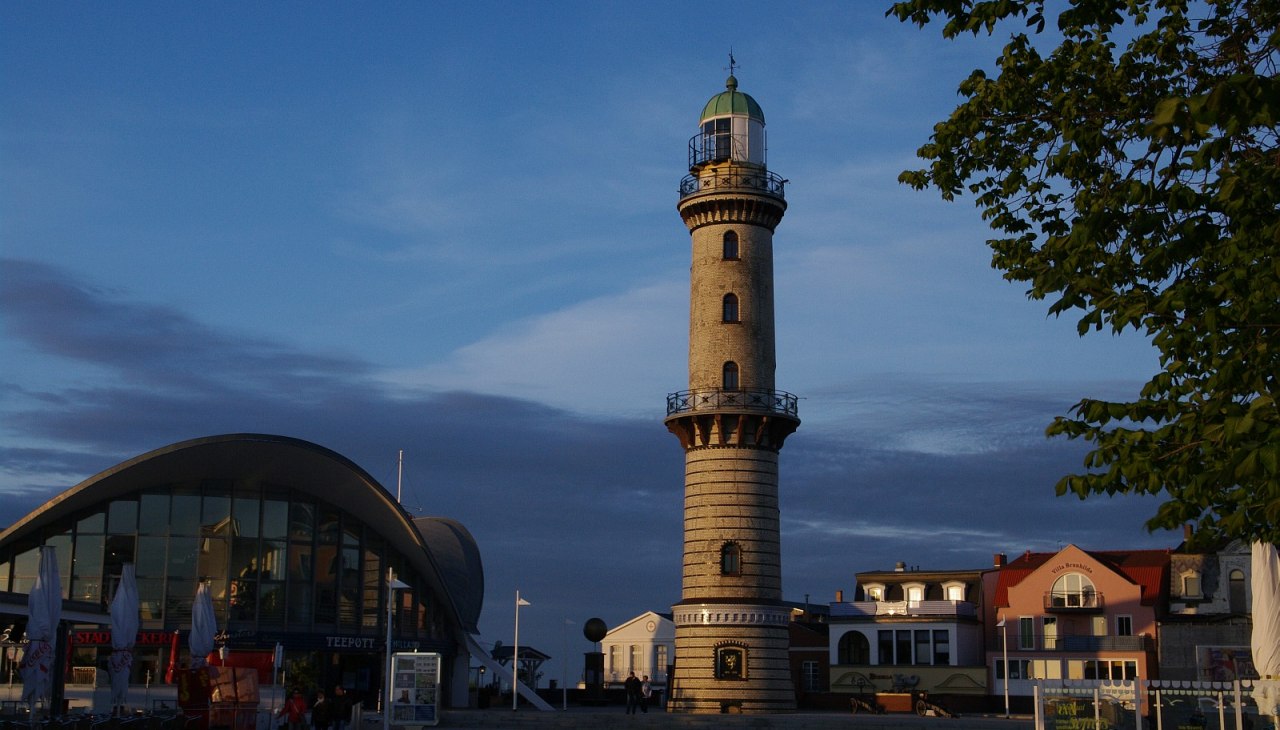 Leuchtturm Warnemünde, © Pescht Leuchtturm Warnemünde, © Pescht