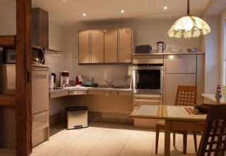 Unterfahrbare Küche in der barrierefreien Ferienwohnung in Dierhagen // © Martin Schweitzer Unterfahrbare Küche in der barrierefreien Ferienwohnung in Dierhagen // © Martin Schweitzer