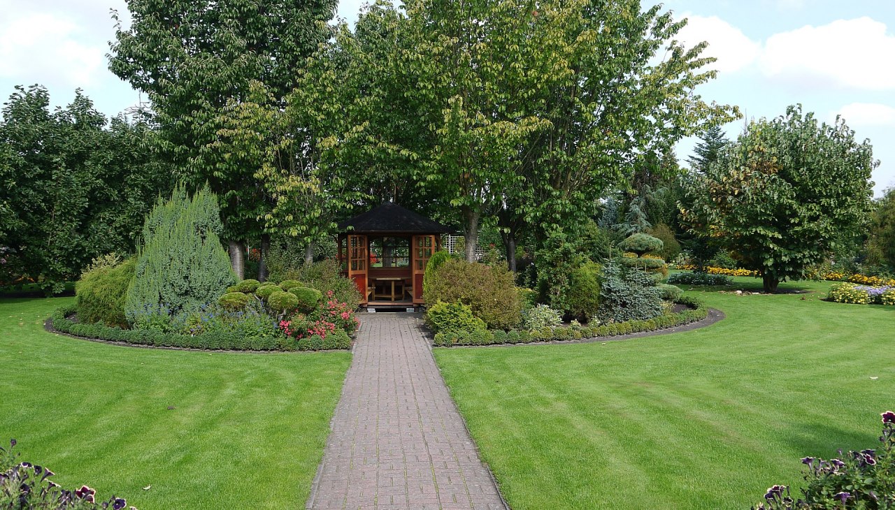 Pavillon im Garten, &copy; TMV/Fischer