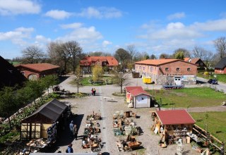 Der Rügenhof in Putgarten. // © Tourismuszentrale Rügen Der Rügenhof in Putgarten. // © Tourismuszentrale Rügen