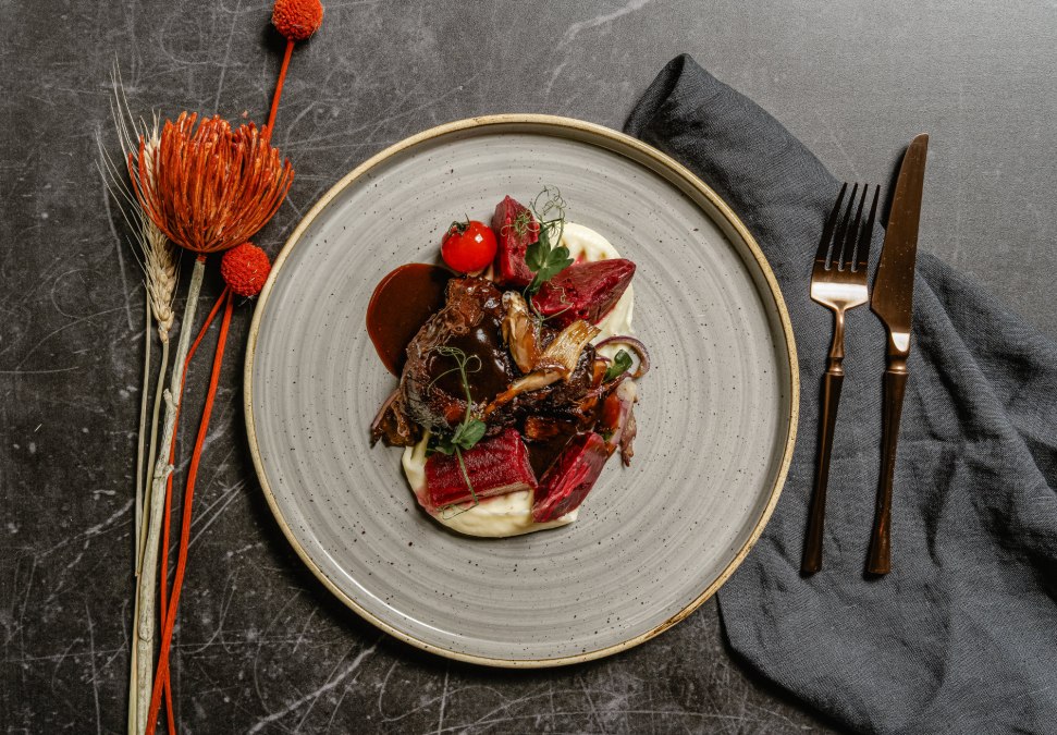 Sei-Gast-2026_DAS-AHLBECK_Kulinarik-Düne-48_C_DAS-AHLBECK (7), © DAS AHLBECK Sei-Gast-2026_DAS-AHLBECK_Kulinarik-Düne-48_C_DAS-AHLBECK (7), © DAS AHLBECK