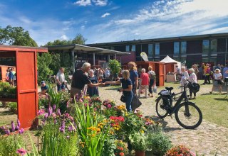 Der Biosph&auml;re-Schaalsee-Markt am PAHLHUUS in Zarrentin am Schaalsee. Fotoautor: Frank Hermann // &copy; Frank Hermann