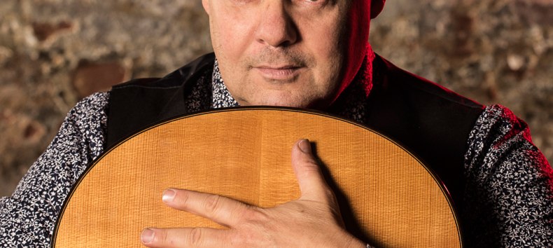 Gitarrist Roger Tristao // © © Betty Pabst Gitarrist Roger Tristao // © © Betty Pabst
