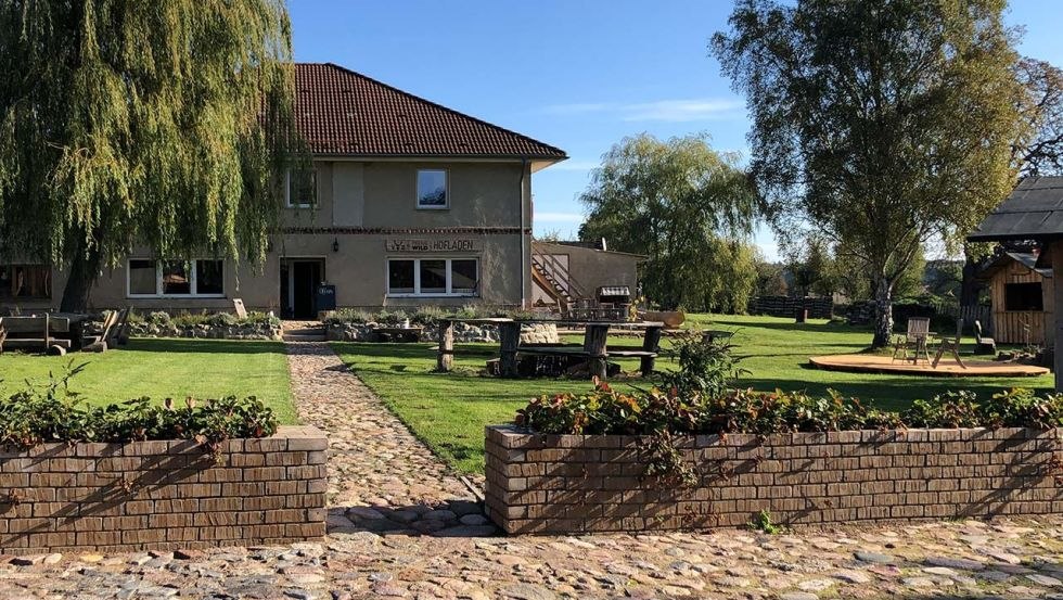 Au&szlig;enansicht Peenewild Hofladen, &copy; Sabrina Brodoch