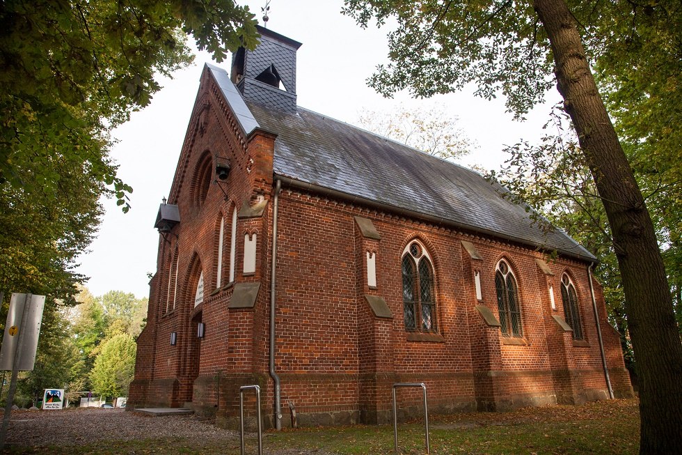 Die Kirche steht auf der Paulshöhe. // © Frank Burger Die Kirche steht auf der Paulshöhe. // © Frank Burger