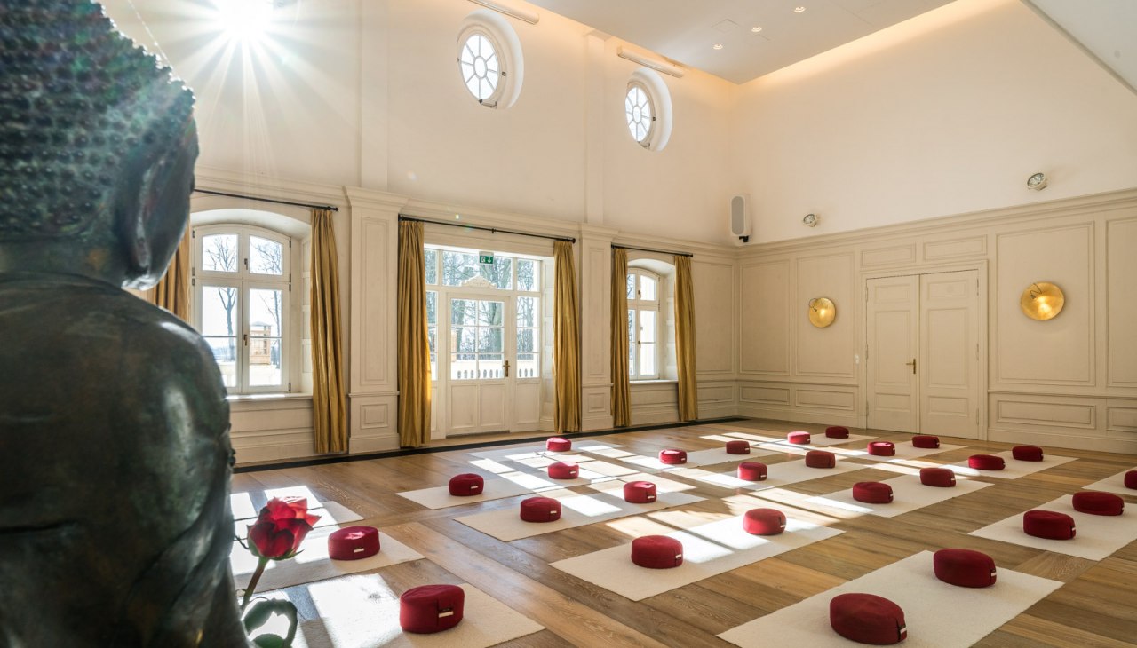 Der Große Saal - das Herz des Hauses für Meditation & innere Arbeit., © Kloster Gut Saunstorf Der Große Saal - das Herz des Hauses für Meditation & innere Arbeit., © Kloster Gut Saunstorf