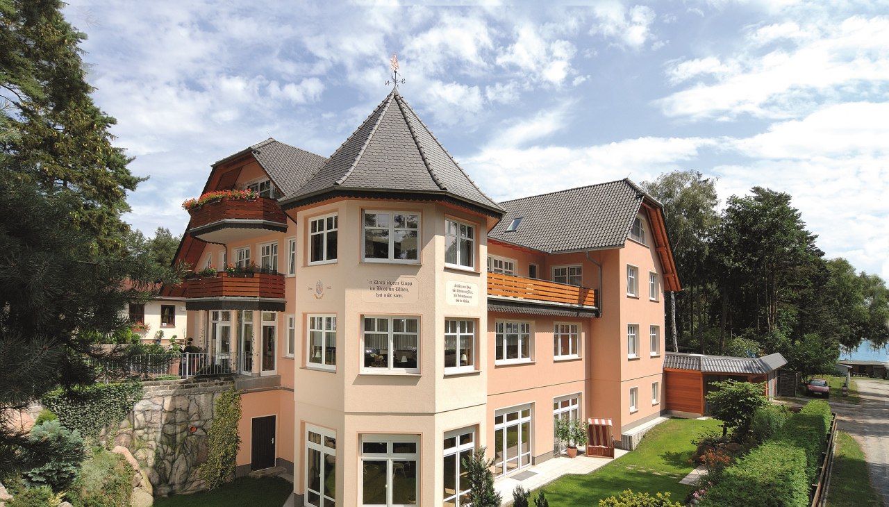 Rundbus Plauer See, © Rundbus Plauer See Rundbus Plauer See, © Rundbus Plauer See