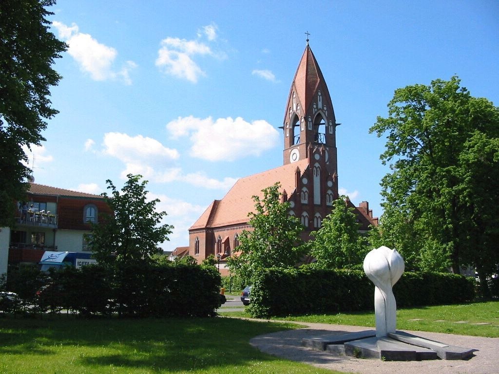 Maria-Rosenkranz-K&ouml;nigin-Kirche,
Katholische Kirche Demmin // &copy; Hansestadt Demmin
