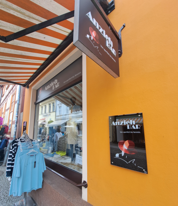 Anziehbar, © Gina Schulenberg