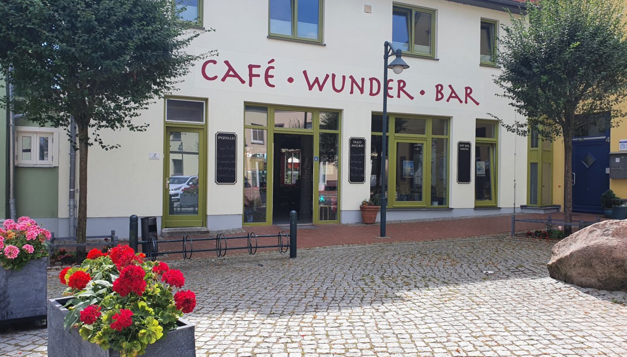 Café und Restaurant café-wunder-bar, © Sabine Maus Café und Restaurant café-wunder-bar, © Sabine Maus