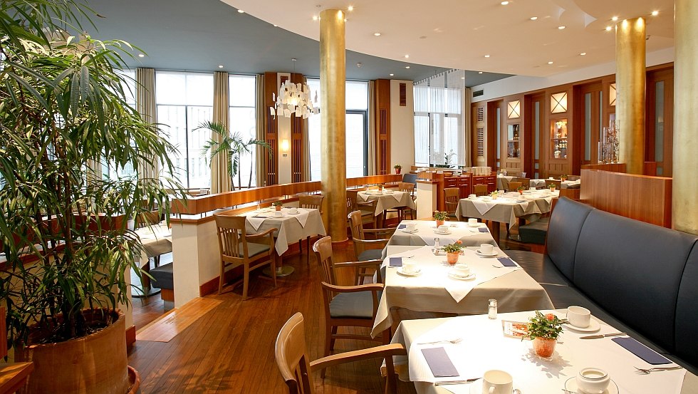 Das Frühstücksrestaurant Reuters, in Gedenken an den Mecklenburger Schriftsteller Fritz Reuter, © Steigenberger Hotel Sonne Das Frühstücksrestaurant Reuters, in Gedenken an den Mecklenburger Schriftsteller Fritz Reuter, © Steigenberger Hotel Sonne