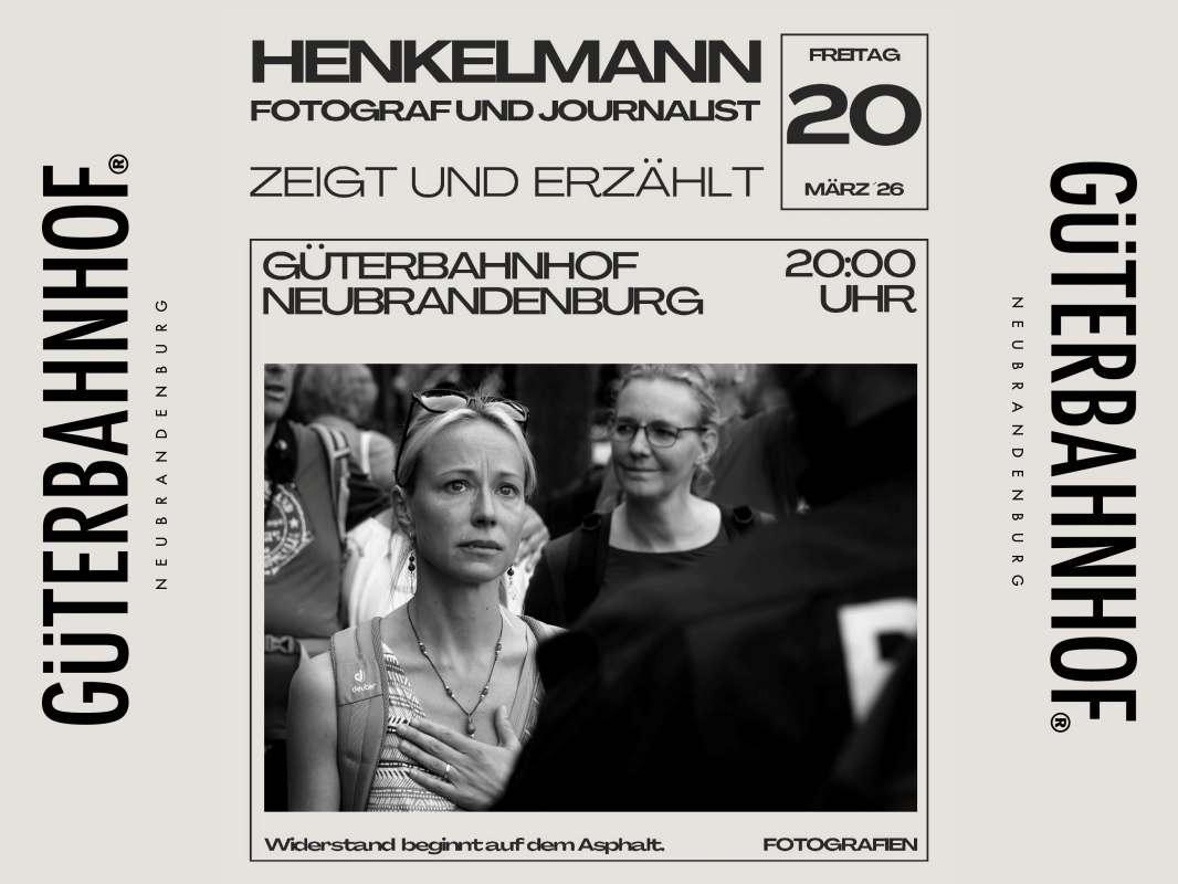 Henkelmann_zeigt_&_erz&auml;hlt, &copy; G&Uuml;TERBAHNHOF Neubrandenburg