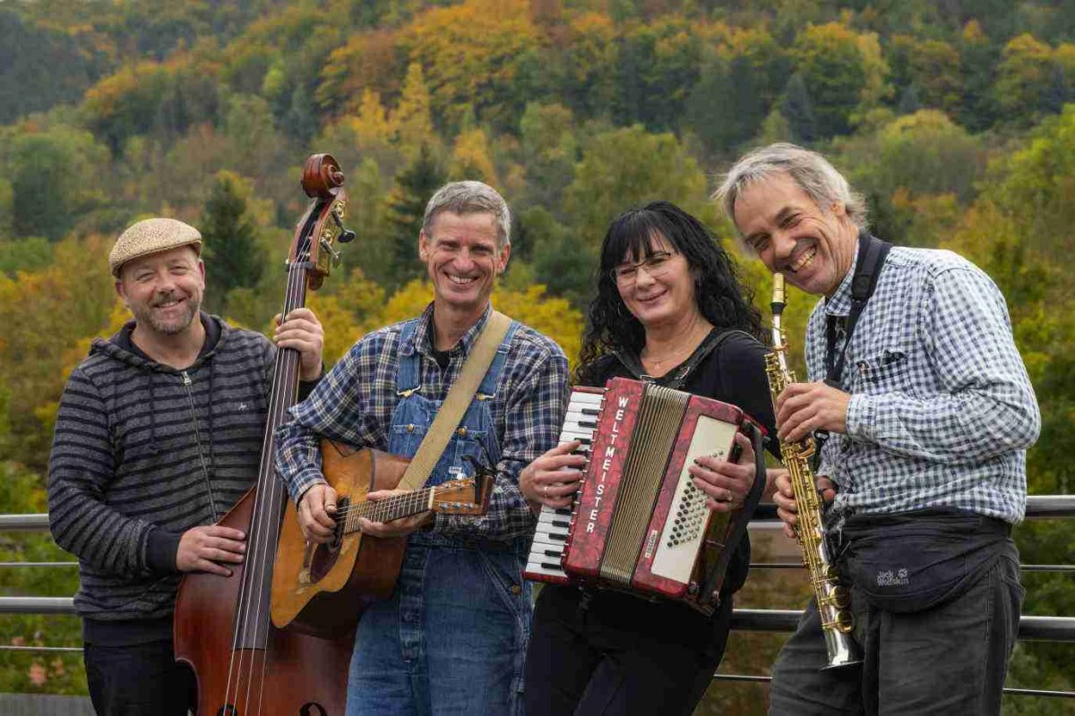 &copy; https://www.josa-music.de/index.php?id=317