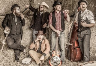 &copy; K&uuml;nstler