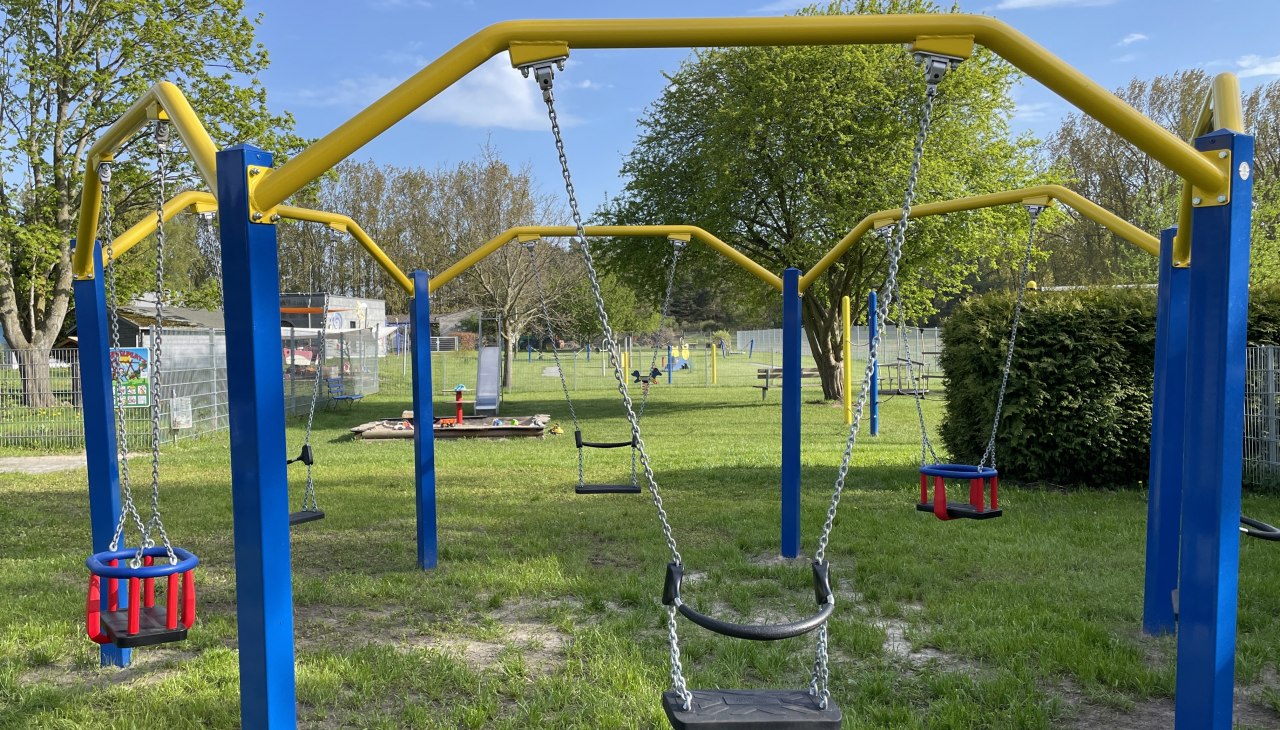 Kinderspielplatz, © TZ Südliche Boddenküste Kinderspielplatz, © TZ Südliche Boddenküste