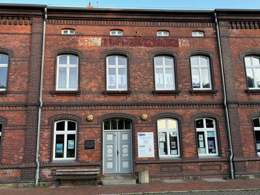 Bahnhofshotel 3, &copy; Kurverwaltung Plau am See