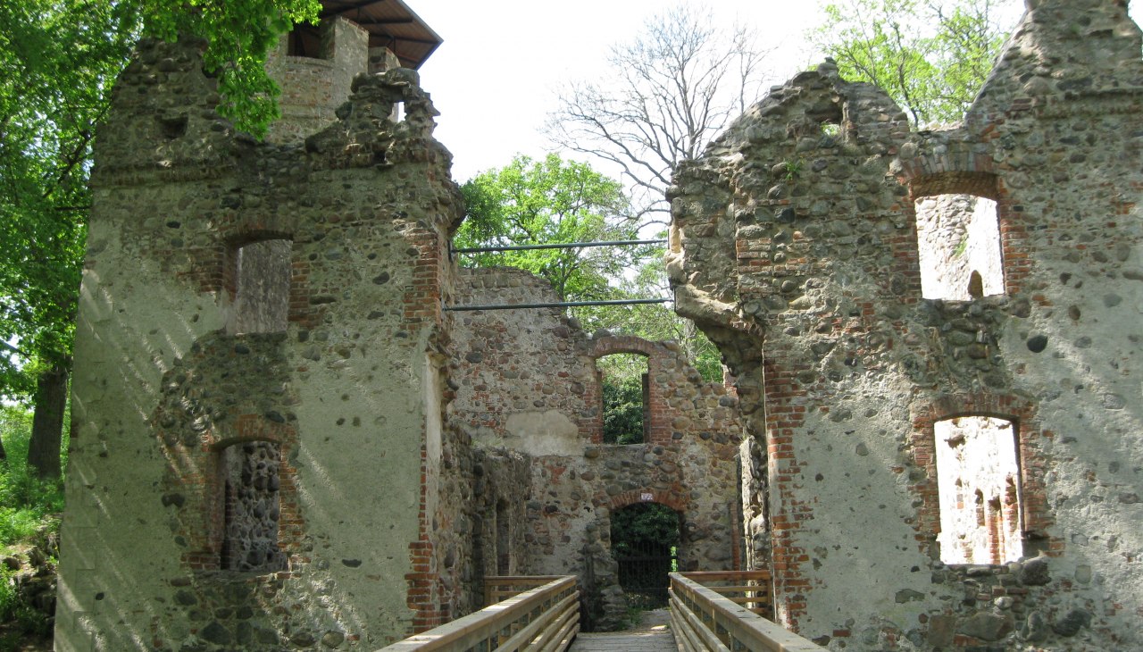 Über die Brücke kommt man iauf den Innenteil der Veste Landskron, © Angelika Michaelis Über die Brücke kommt man iauf den Innenteil der Veste Landskron, © Angelika Michaelis