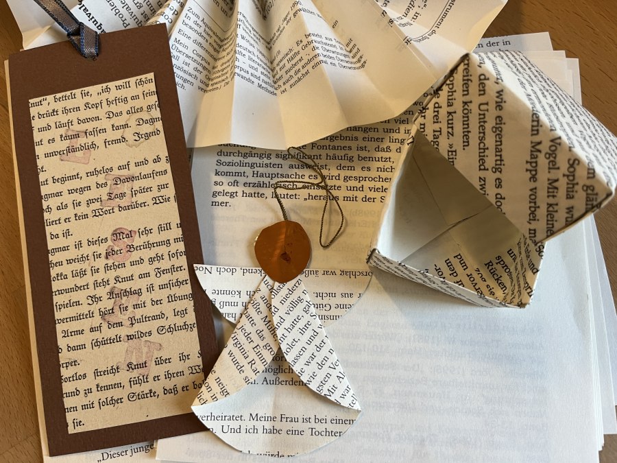 Kreativ - Neues aus alten Büchern, © Stadtbibliothek Malchow