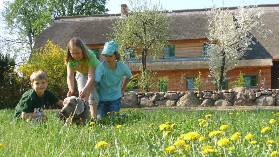 Urlaub f&uuml;r die ganze Familie auf dem Bauernhof // &copy; Ostsee-Bauernhof-Hocke