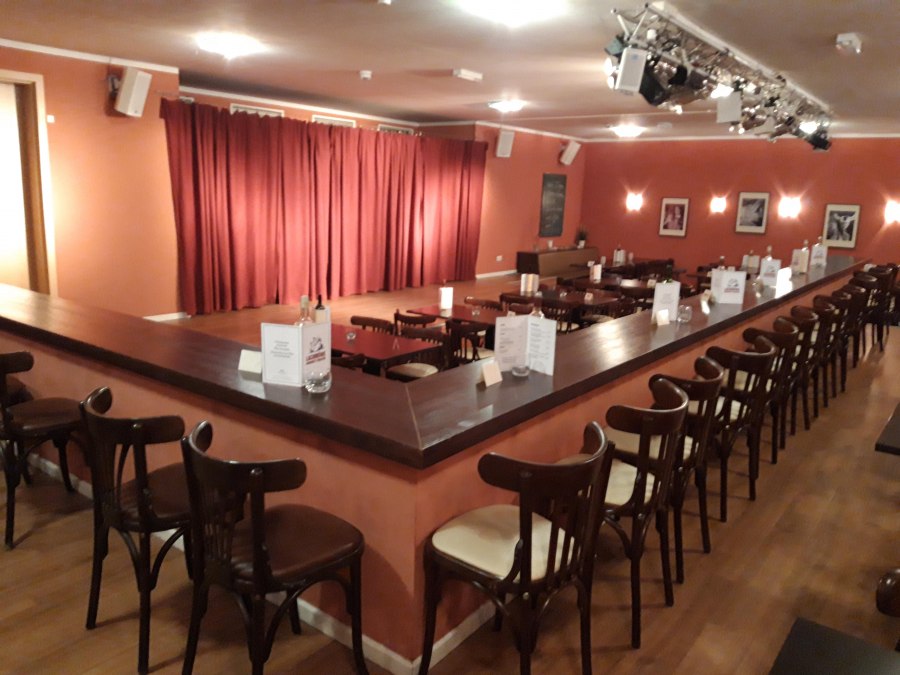 Spielsaal des Kabarett Lachmöwe, © Lachmöwe