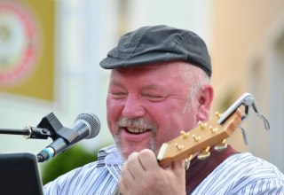 &copy; G&uuml;nny & Co.jpg