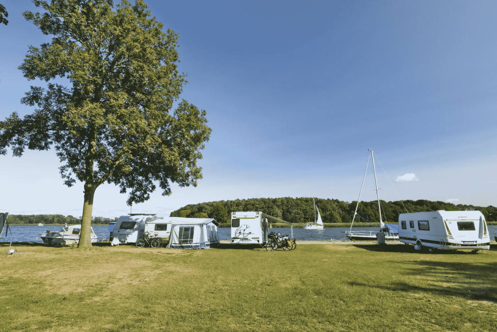 Kampeerplaatsen en recreatiegebied, &copy; TMV/Gohlke