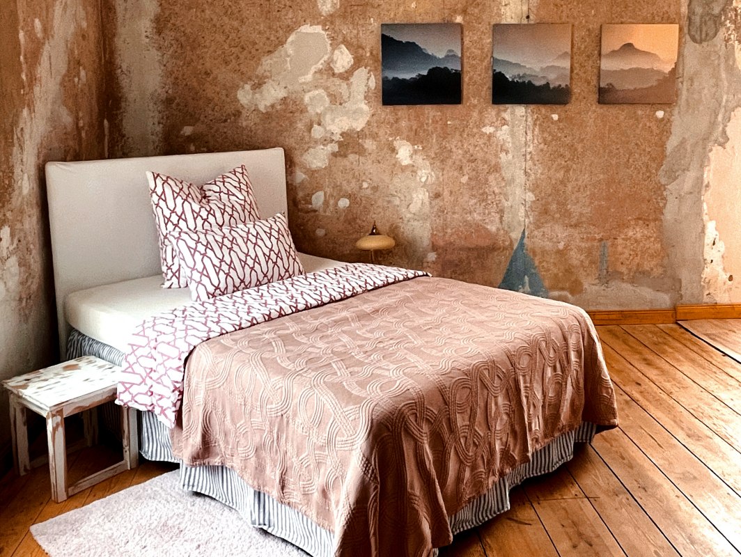 Individuele en onconventionele kamers in het Boldekow landhuis // &copy; Gutshaus Boldekow / Anja Thonig