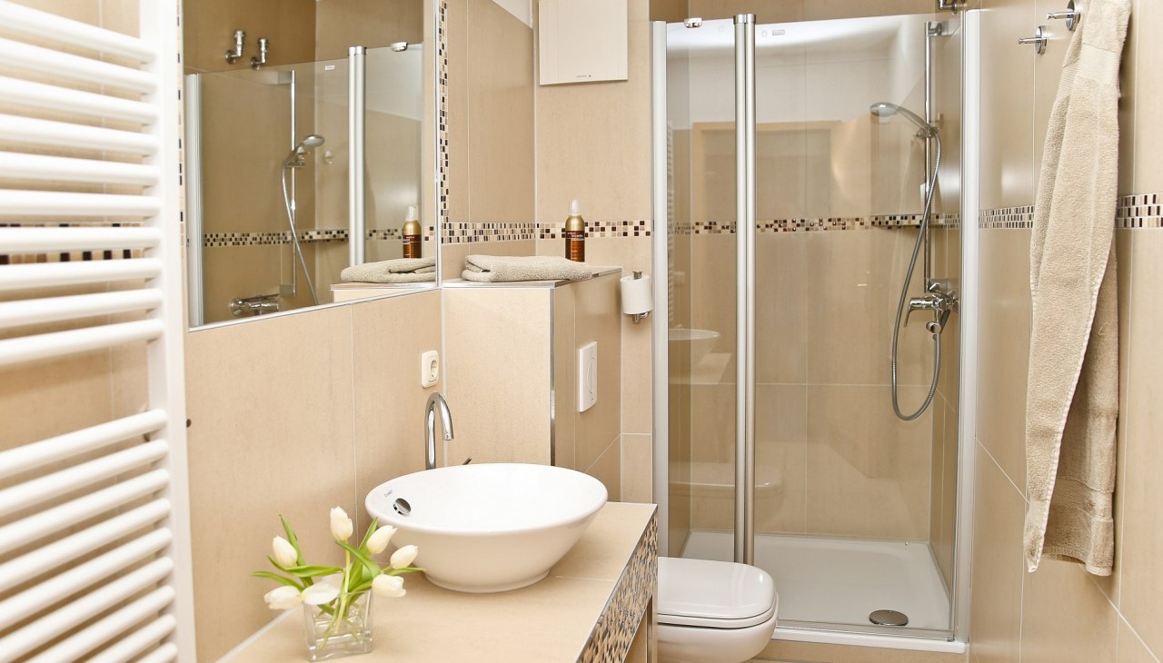 sanierte B&auml;der im Appartementhaus Monika, &copy; Anke Schultz