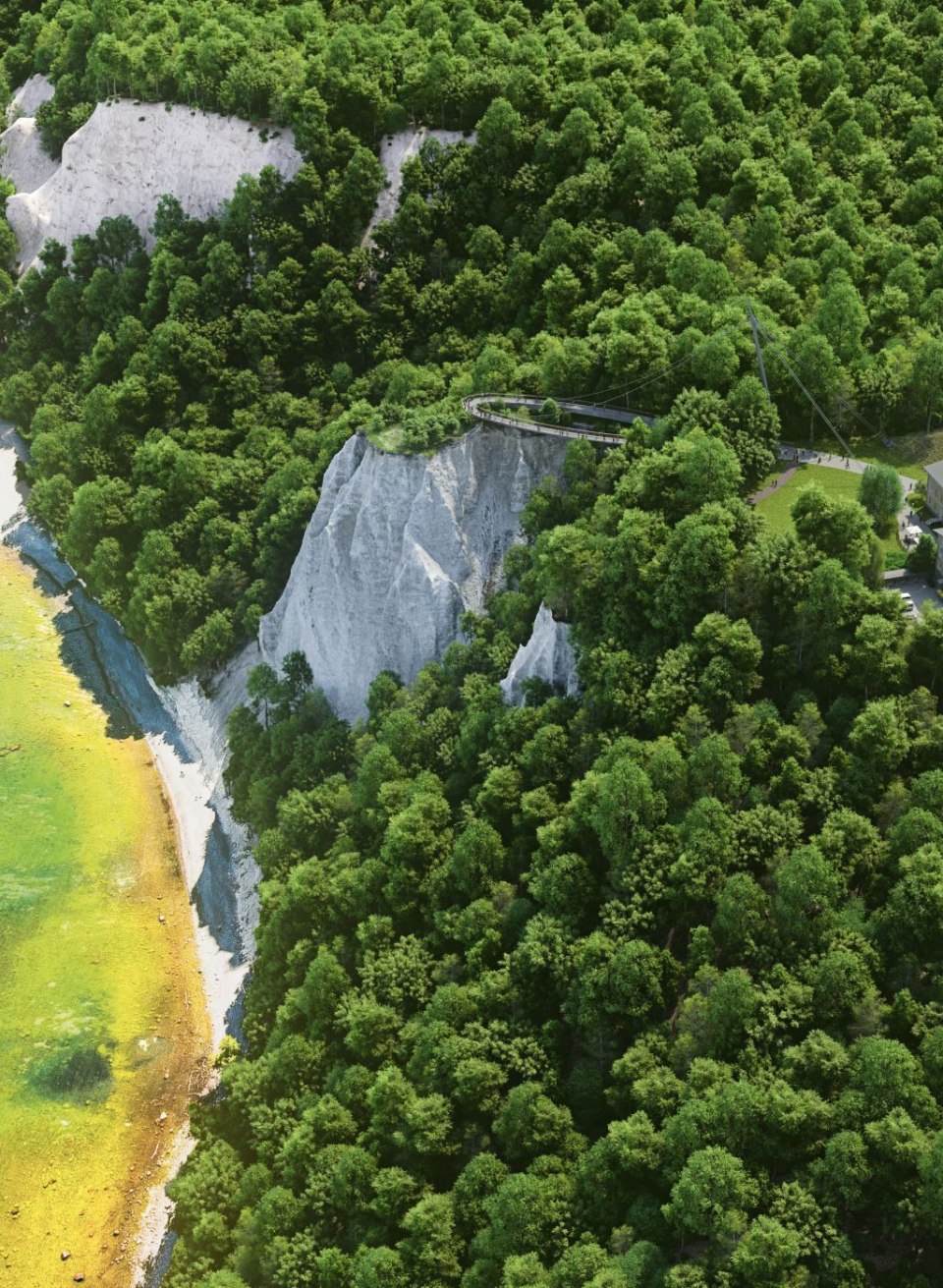 Nachhaltiges Naturerlebnis im Nationalpark-Zentrum K&Ouml;NIGSSTUHL. Voraussichtlich ab 2022 mit schwebender und barrierefreier Plattform. // &copy; NZK-DOMUSImages/A.Rudolph