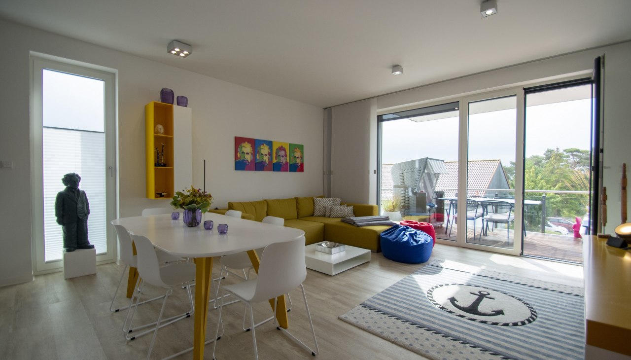 Wohnzimmer mit Balkon, © Kathrin Koschwitz Wohnzimmer mit Balkon, © Kathrin Koschwitz