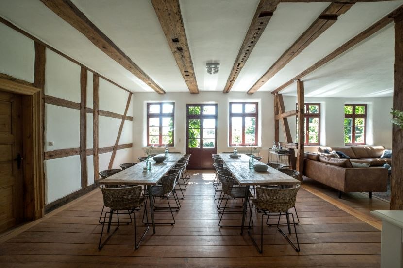 Gem&uuml;tliches Beisammensein im Alten Pfarrhaus., &copy; Linda Tuinier Hofman