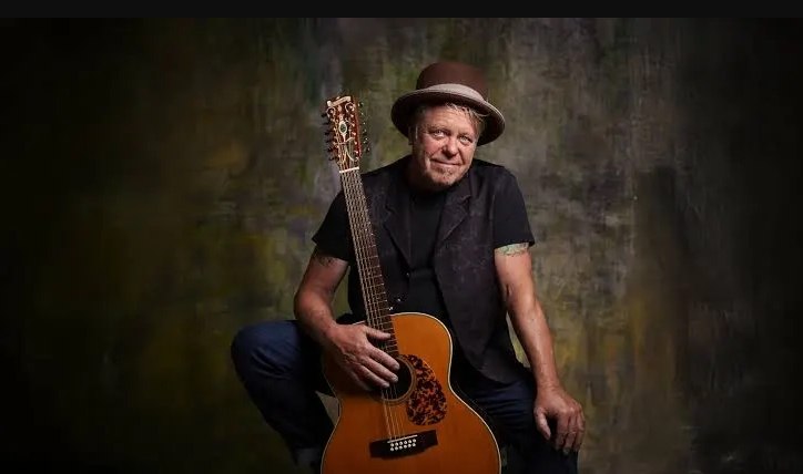 &copy; Manfred Pollert