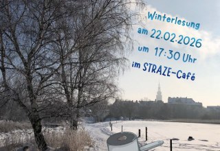 Flyer zur Veranstaltung: Eine Winterlandschaft mit dem Greifswalder Dom im Hintergrund und einem Schneemann in Form des Maskottchens Gustje im Vordergrund, © Greifswalder Universitäts- Studentischer Autor:innen Verein Flyer zur Veranstaltung: Eine Winterlandschaft mit dem Greifswalder Dom im Hintergrund und einem Schneemann in Form des Maskottchens Gustje im Vordergrund, © Greifswalder Universitäts- Studentischer Autor:innen Verein