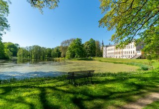 Gartenansicht von Schloss Semlow // © Schloss Semlow A. Hantke Gartenansicht von Schloss Semlow // © Schloss Semlow A. Hantke