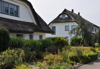 Sieben reetgedeckte Häuser umfasst der Wreecher Hof // © MV-T Sieben reetgedeckte Häuser umfasst der Wreecher Hof // © MV-T