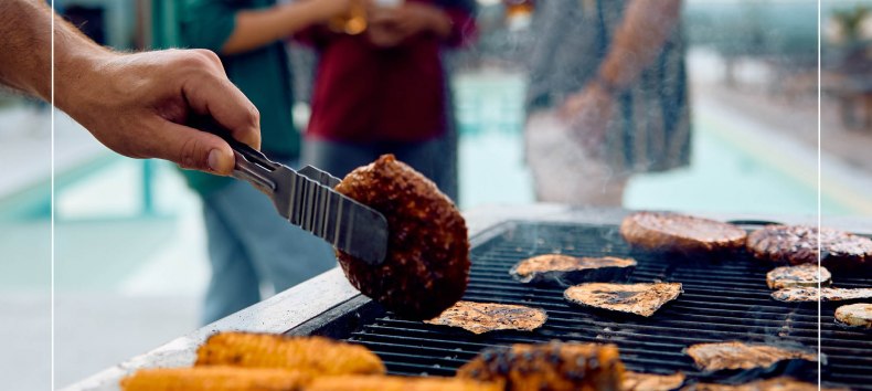 BBQ Grill & Chill // &copy; Marem&uuml;ritz Yachthafen Resort