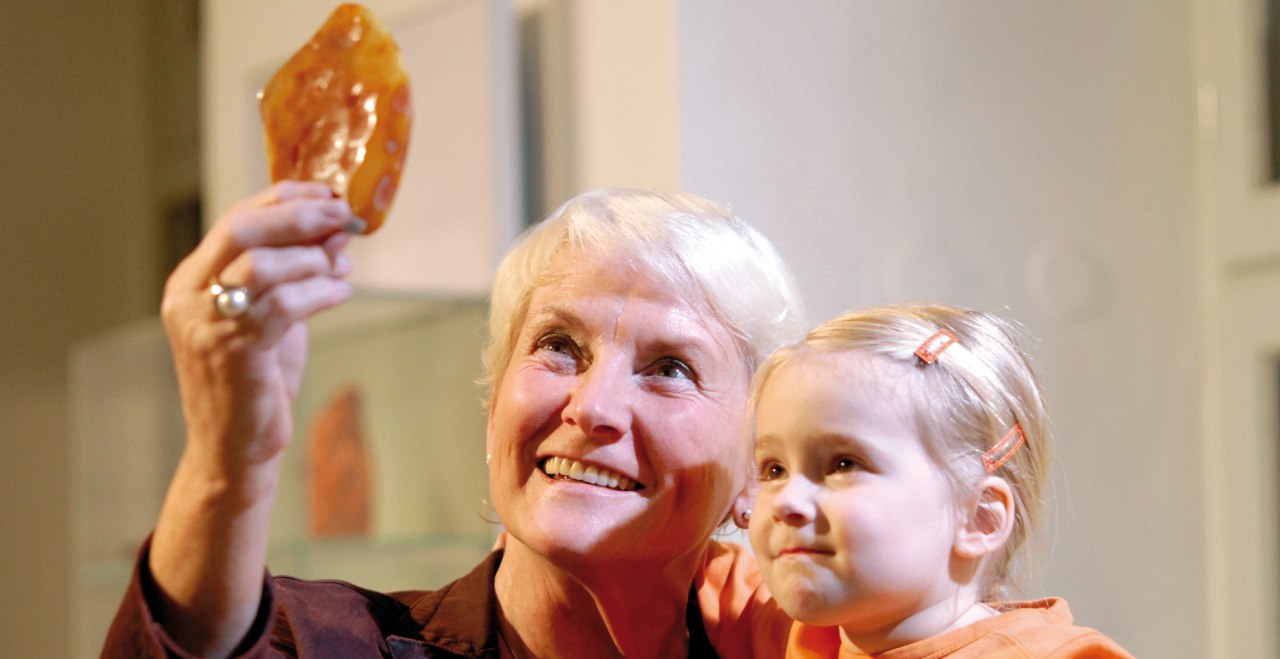 Bernsteinmuseum Ribnitz-Damgarten, &copy; Kurverwaltung Ahrenshoop &middot; Foto Andrea Kr&uuml;ger