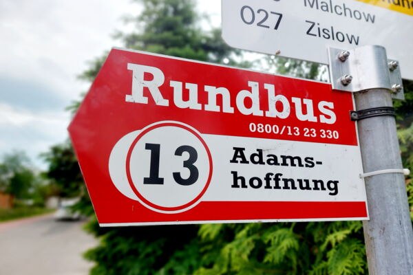 Haltestelle Adamshoffnung, © Rundbus Plauer See Haltestelle Adamshoffnung, © Rundbus Plauer See
