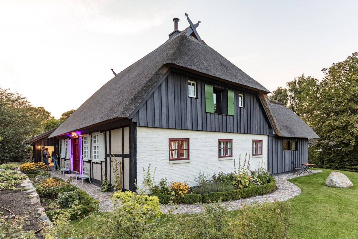 &copy; Kurverwaltung-Ahrenshoop