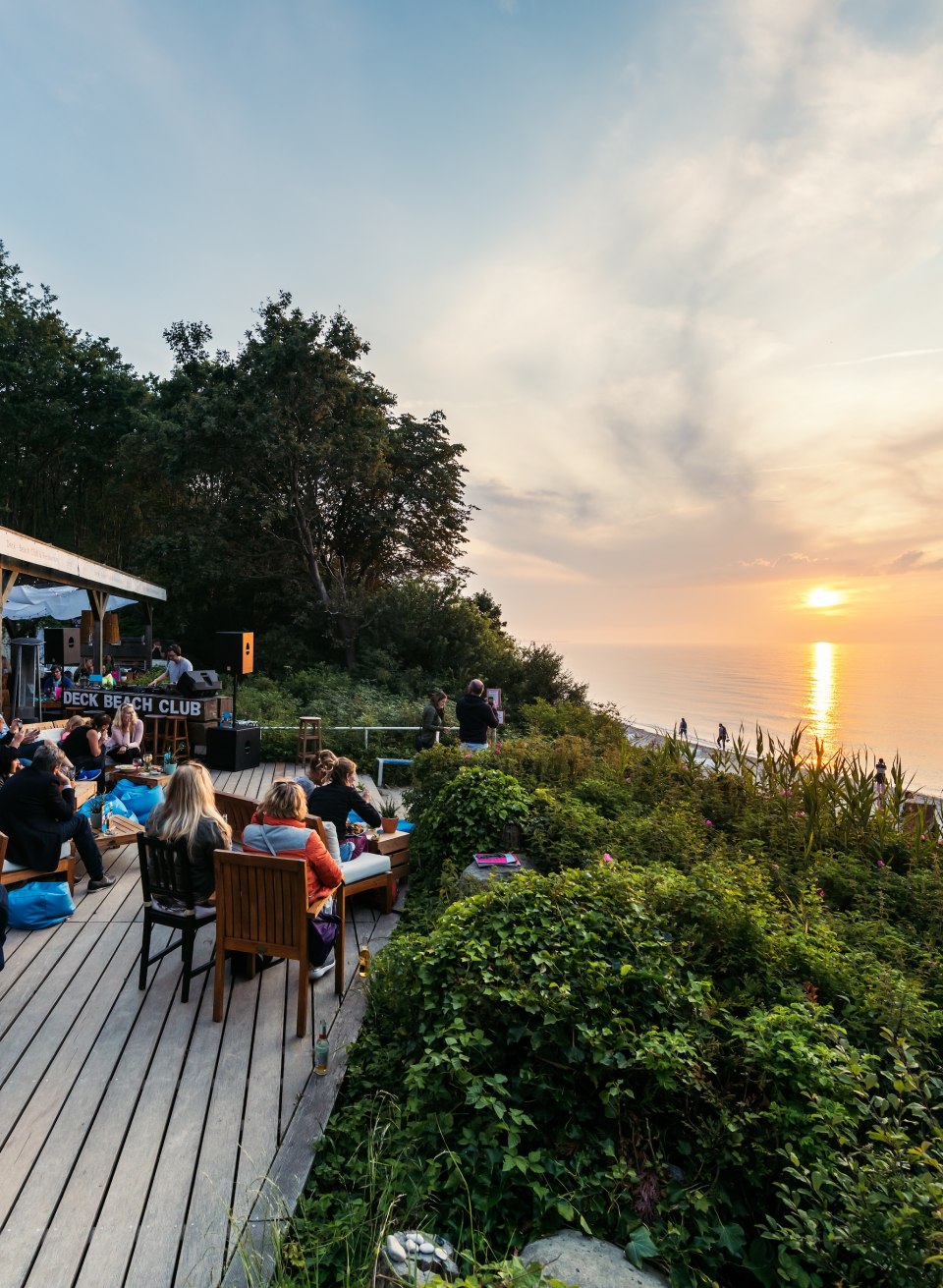 Boxzitting bij zonsondergang - het terras van het dek op de kliffen in Heiligendamm // © MV-T/Tiemann Boxzitting bij zonsondergang - het terras van het dek op de kliffen in Heiligendamm // © MV-T/Tiemann