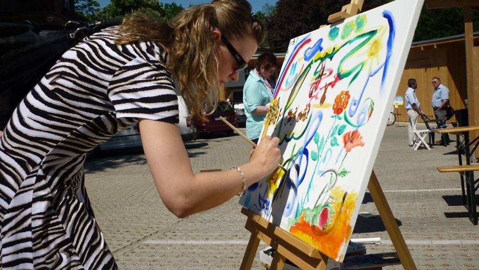 &copy; Karin Gwiazda