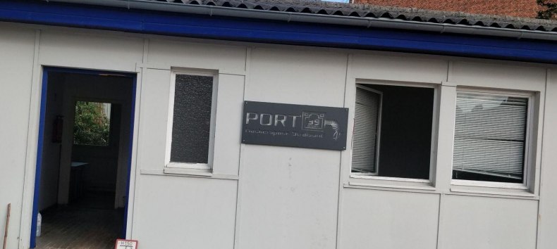 Außenansicht des Hackspace Stralsund // © Port39 e.V. Außenansicht des Hackspace Stralsund // © Port39 e.V.