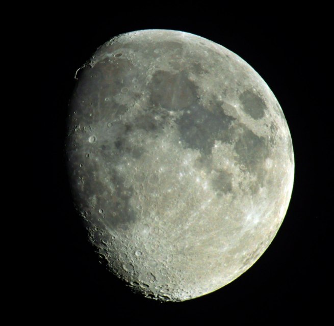 Der Mond mit dem Goldenen Henkel, Foto von Guido Strau&szlig; // &copy; Guido Strau&szlig;