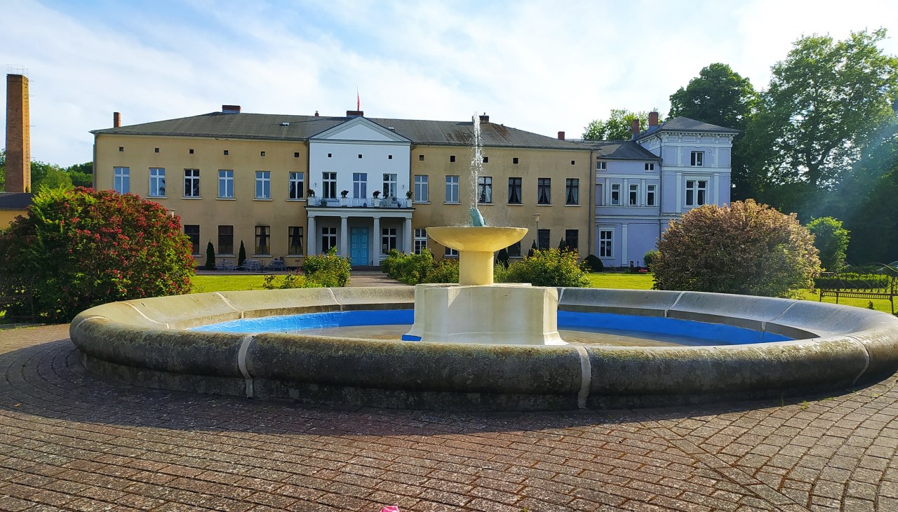 Schloss Semlow, © TMV/T.Sievert Schloss Semlow, © TMV/T.Sievert