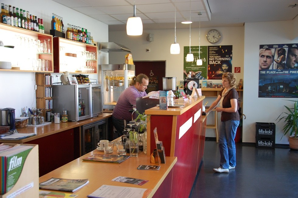 Blick in den Empfangsbereich mit Tresen., © Gabriele Skorupski Blick in den Empfangsbereich mit Tresen., © Gabriele Skorupski