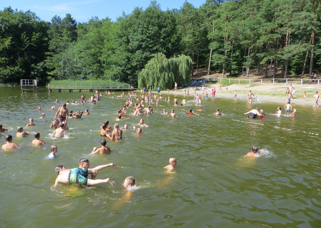 Strandleven op het openbare strand in Prebelow, &copy; KiEZ Prebelow