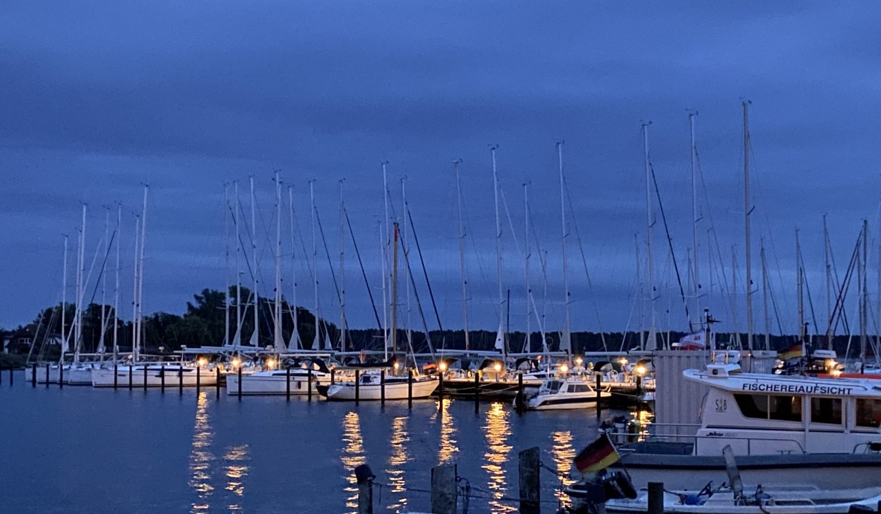 Abendstimmung in der Marina // © byc Abendstimmung in der Marina // © byc