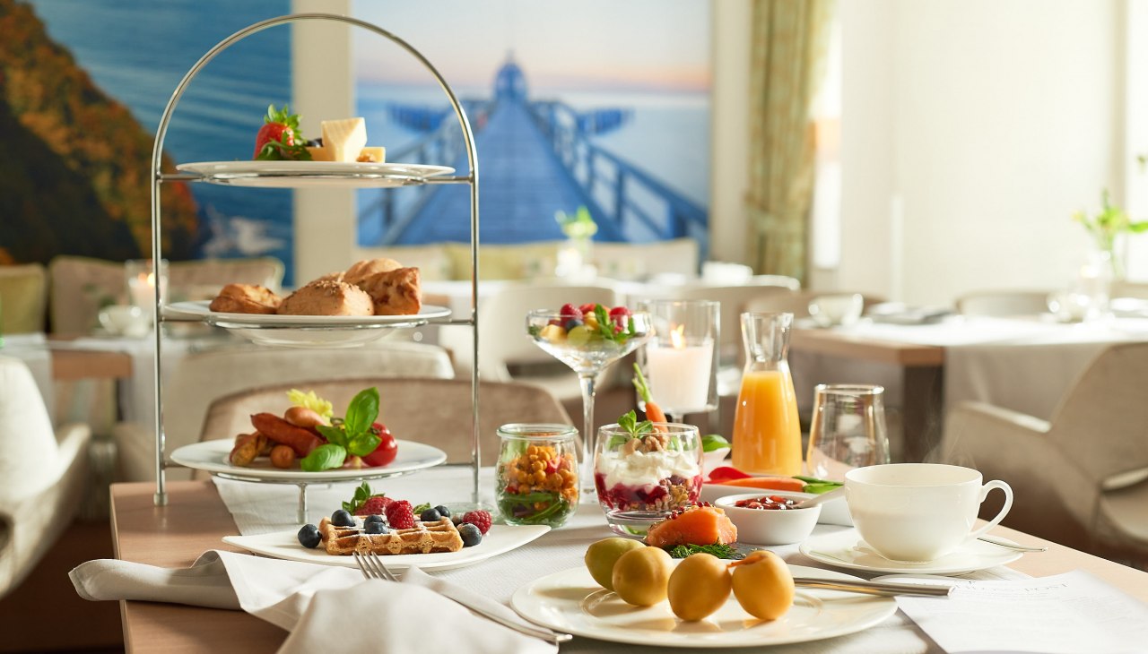 Frühstück im Seeschloss Sellin, © GbR Burwitz Pocha Frühstück im Seeschloss Sellin, © GbR Burwitz Pocha